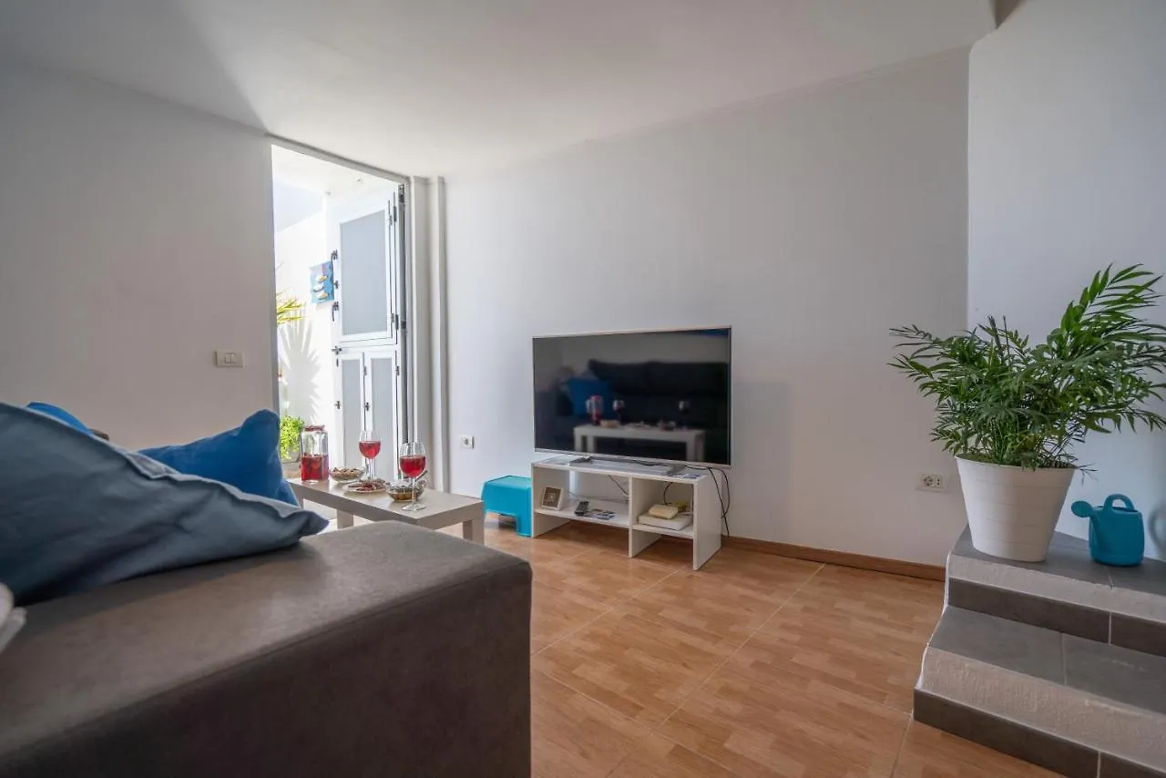 Frontline: 2 Bedrooms, Incredible Views With Large Terrace Santa Cruz de Tenerife España